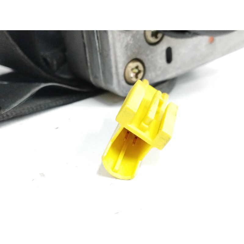 CINTURON SEGURIDAD DELANTERO IZQUIERDO 33006640