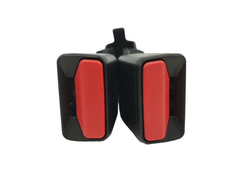 Recambio de enganche cinturon derecho para peugeot 208 1.2 12v e-vti referencia OEM IAM TRASERO Recambio de enganche cinturon derecho para peugeot 208 1.2 12v e-vti referencia OEM IAM TRASERO