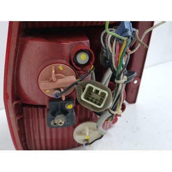 Recambio de piloto trasero derecho para kia carnival ii 2.9 crdi cat referencia OEM IAM 3K54A51150  
