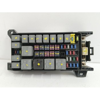 CAJA RELES / FUSIBLES 0K53H66760 