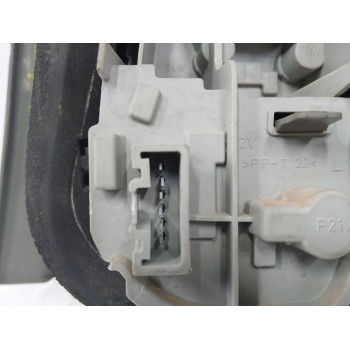 Recambio de piloto trasero izquierdo para toyota corolla verso (r1) 2.2 turbodiesel cat referencia OEM IAM   