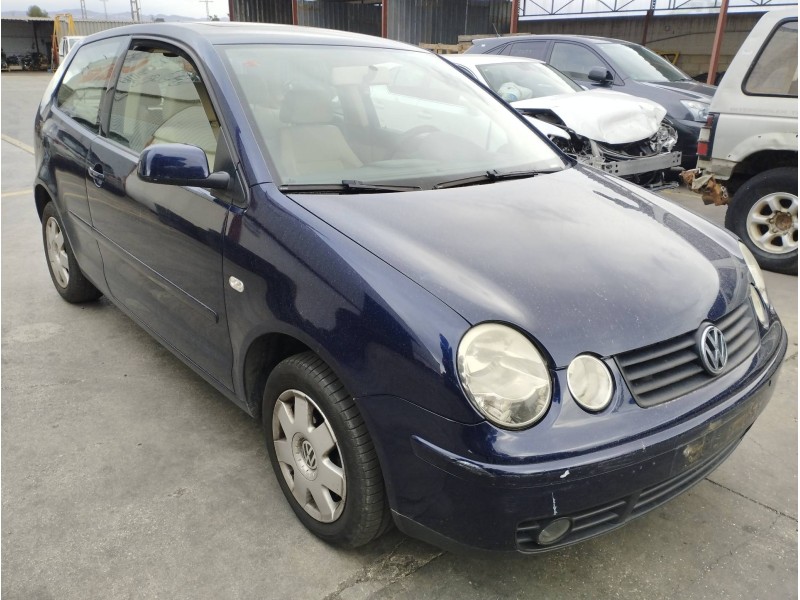 VOLKSWAGEN POLO (9N1)