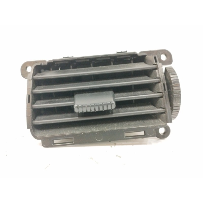 Recambio de rejilla aireadora para mazda 3 berlina (bk) 2.0 16v cat referencia OEM IAM BP4K64930 CENTRAL DERECHA 