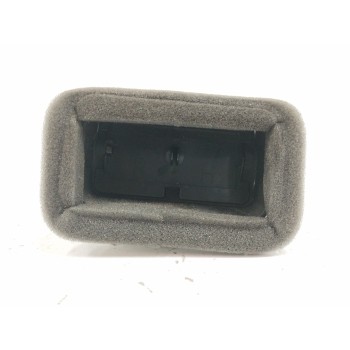 Recambio de rejilla aireadora para mazda 3 berlina (bk) 2.0 16v cat referencia OEM IAM BP4K64930 CENTRAL DERECHA 