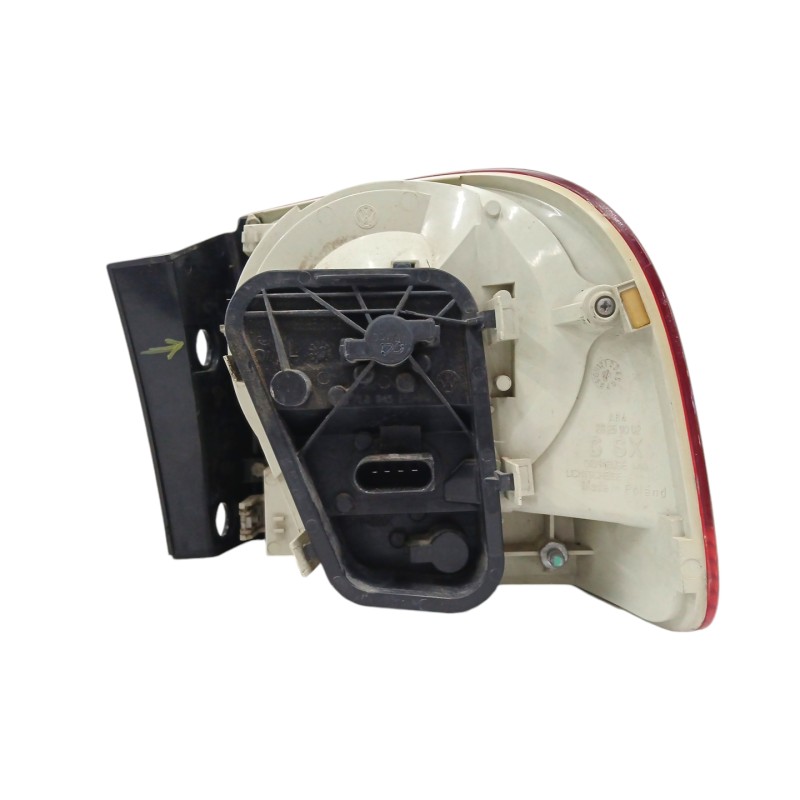 PILOTO TRASERO IZQUIERDO SOPORTE ROTO