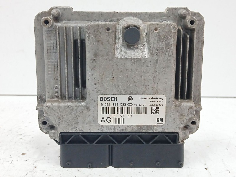 Recambio de centralita motor uce para opel vectra c berlina 1.9 cdti referencia OEM IAM 55197152  0281012533