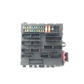 Recambio de caja reles / fusibles para opel vectra c berlina 1.9 cdti referencia OEM IAM 13189923 519049506 