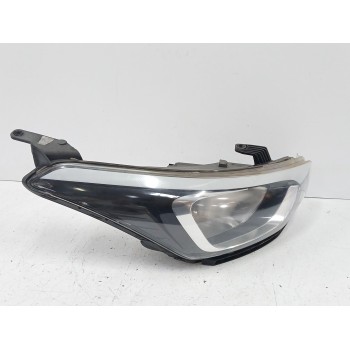 Recambio de faro derecho para hyundai i20 1.2 16v cat referencia OEM IAM 92102C8  