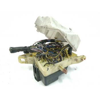 Recambio de caja reles / fusibles para toyota yaris (ncp1/nlp1/scp1) 1.4 turbodiesel cat referencia OEM IAM   