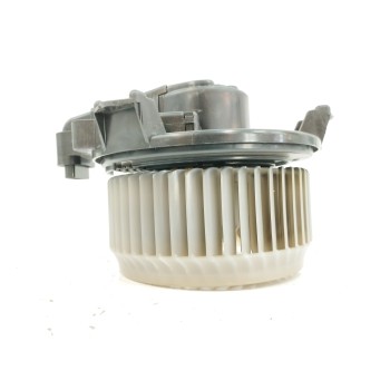 Recambio de motor calefaccion para toyota verso 1.8 16v cat referencia OEM IAM AV2727008105  
