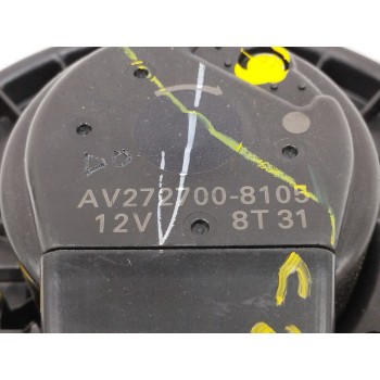 Recambio de motor calefaccion para toyota verso 1.8 16v cat referencia OEM IAM AV2727008105  