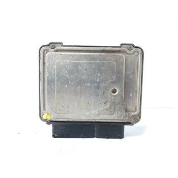Recambio de centralita motor uce para opel vectra c berlina 1.9 cdti referencia OEM IAM 55193968 0281011914 