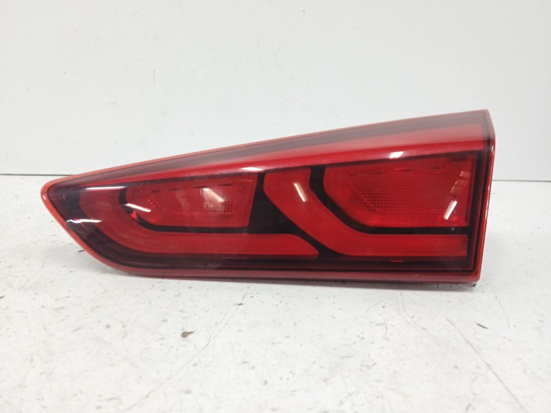 Recambio de piloto trasero derecho interior para hyundai i20 1.2 16v cat referencia OEM IAM 92404C8000 Recambio de piloto trasero derecho interior para hyundai i20 1.2 16v cat referencia OEM IAM 92404C8000