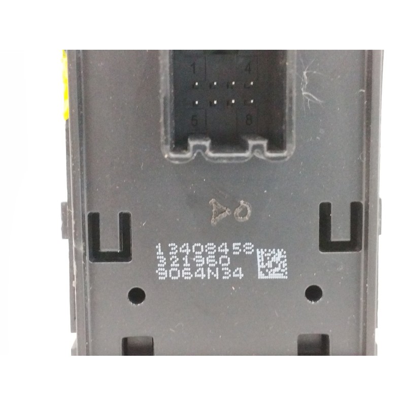 MANDO ELEVALUNAS DELANTERO IZQUIERDO