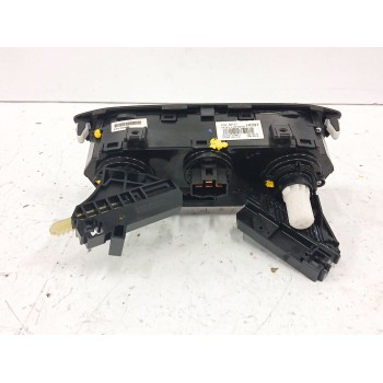 Recambio de mando calefaccion / aire acondicionado para hyundai i20 1.2 16v cat referencia OEM IAM 97250C8011  