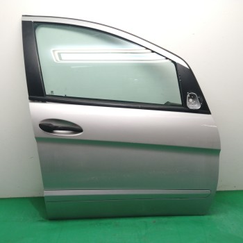 PUERTA DELANTERA DERECHA A1697202605 