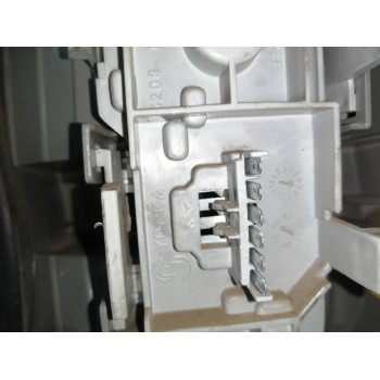 Recambio de piloto trasero izquierdo para opel vectra c berlina 1.9 cdti referencia OEM IAM 13157646  