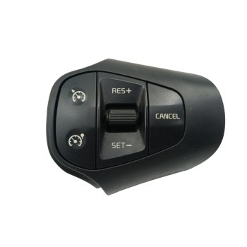 Recambio de mando volante para kia carens iv 1.6 gdi referencia OEM IAM  LADO DERECHO 