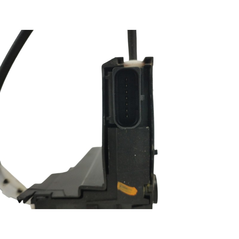 CERRADURA PUERTA TRASERA DERECHA