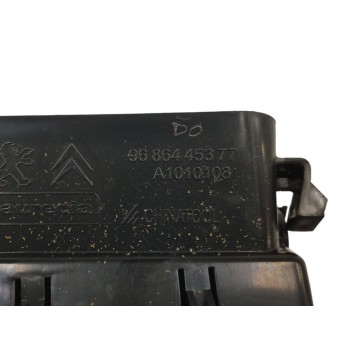 Recambio de rejilla aireadora para peugeot 508 2.0 16v hdi fap referencia OEM IAM 9686445377 LADO IZQUIERDO 
