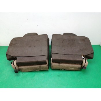 Recambio de asientos traseros para nissan terrano/terrano.ii (r20) 2.7 turbodiesel referencia OEM IAM  TERCERA FILA 