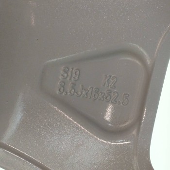 Recambio de llanta para volvo v50 familiar 2.0 diesel cat referencia OEM IAM 30647836 6,5JX16X52,5 5H 5X110