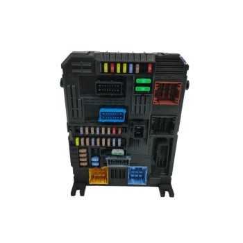 Recambio de caja reles / fusibles para citroën c3 1.2 12v vti / puretech referencia OEM IAM 9830790580  