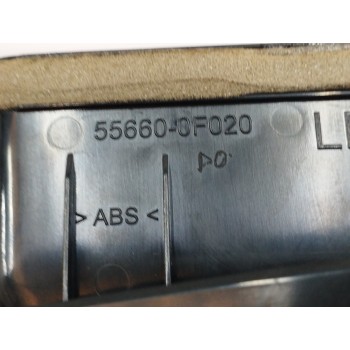 Recambio de rejilla aireadora para toyota verso 1.8 16v cat referencia OEM IAM 556600F020 LADO DERECHO 