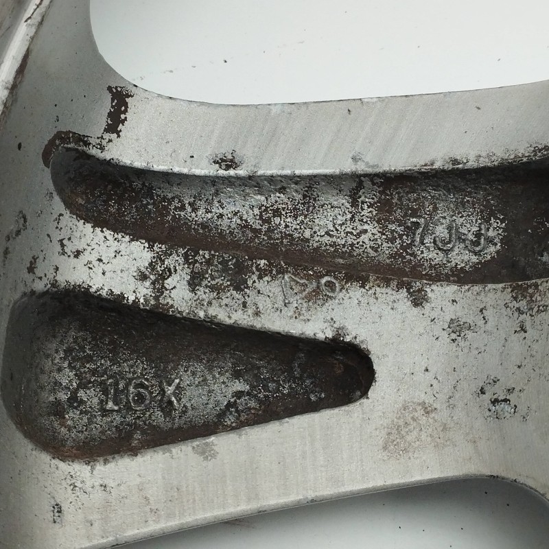 LLANTA 7JX16 ET55 5H 5X115