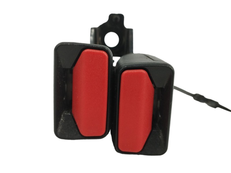 Recambio de enganche cinturon izquierdo para peugeot 508 2.0 16v hdi fap referencia OEM IAM  TRASERO 