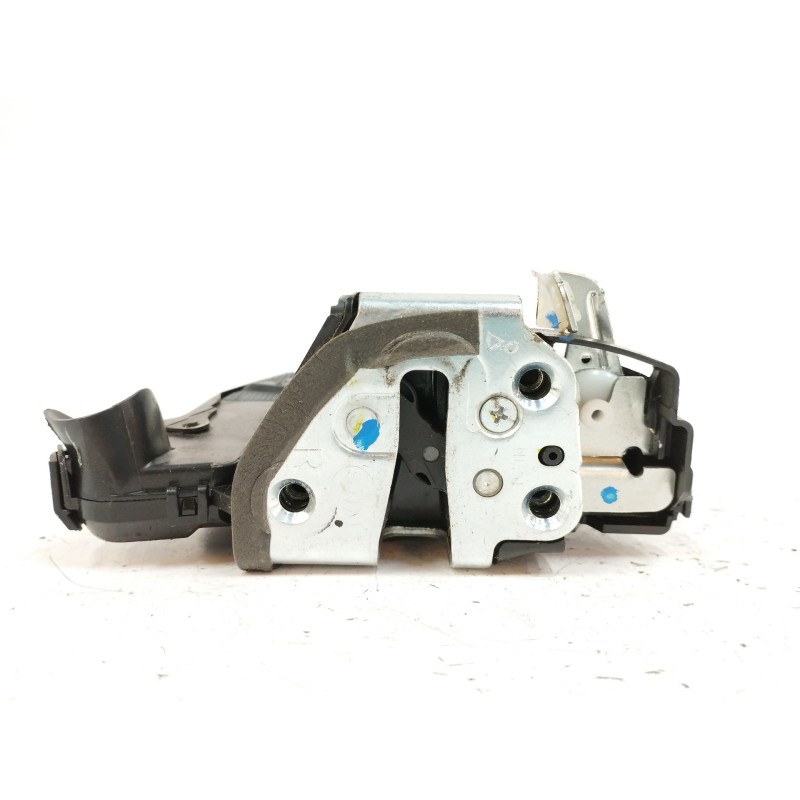 Recambio de cerradura puerta delantera derecha para toyota verso 1.8 16v cat referencia OEM IAM   