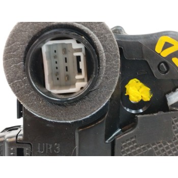 Recambio de cerradura puerta trasera derecha para toyota verso 1.8 16v cat referencia OEM IAM   