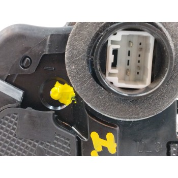 Recambio de cerradura puerta trasera izquierda para toyota verso 1.8 16v cat referencia OEM IAM   