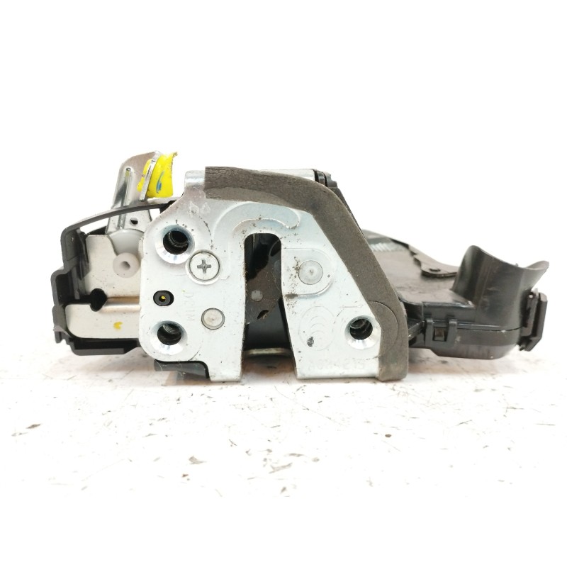 Recambio de cerradura puerta delantera izquierda para toyota verso 1.8 16v cat referencia OEM IAM   