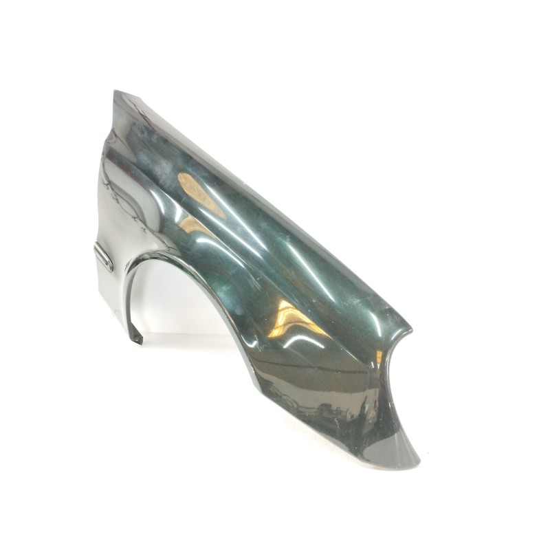 ALETA DELANTERA DERECHA