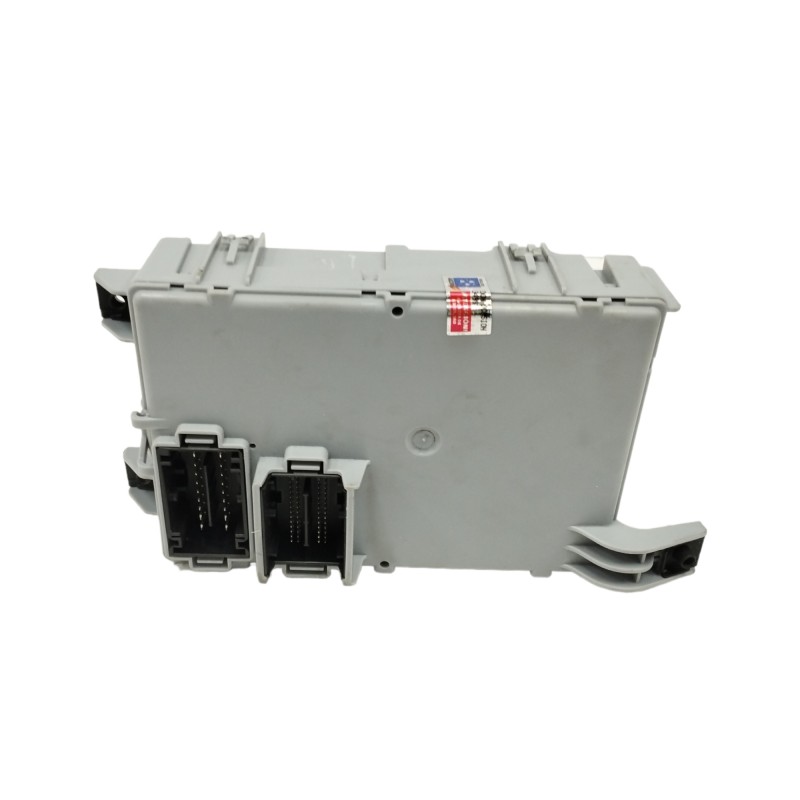 CAJA RELES / FUSIBLES 116RI000832