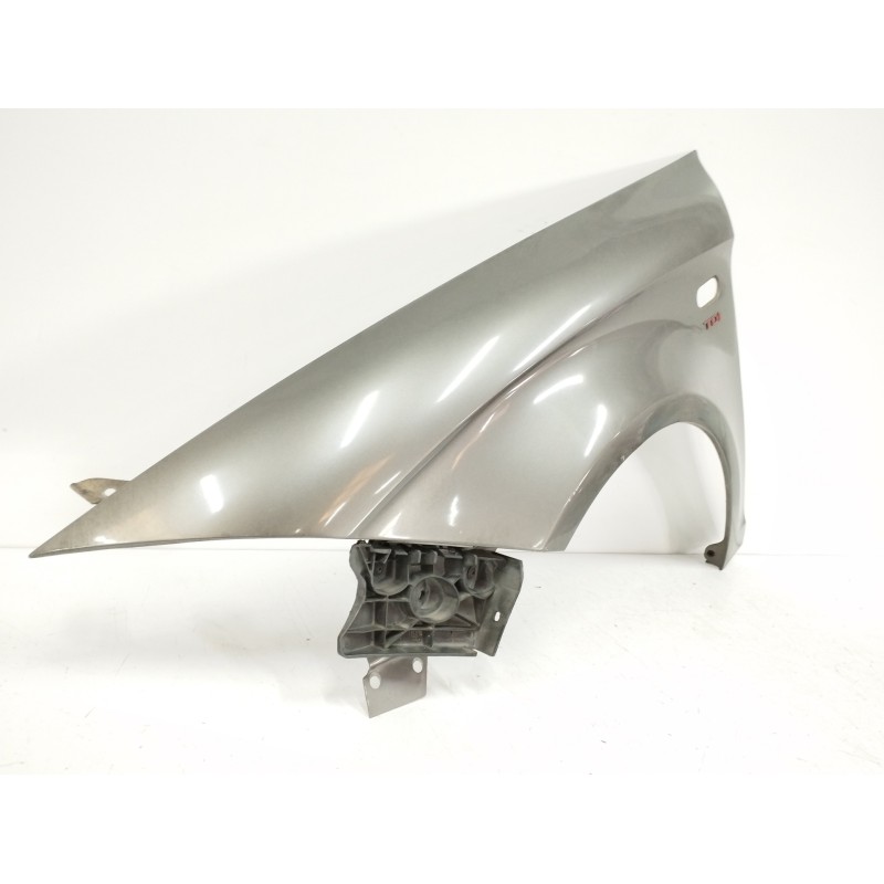 ALETA DELANTERA IZQUIERDA