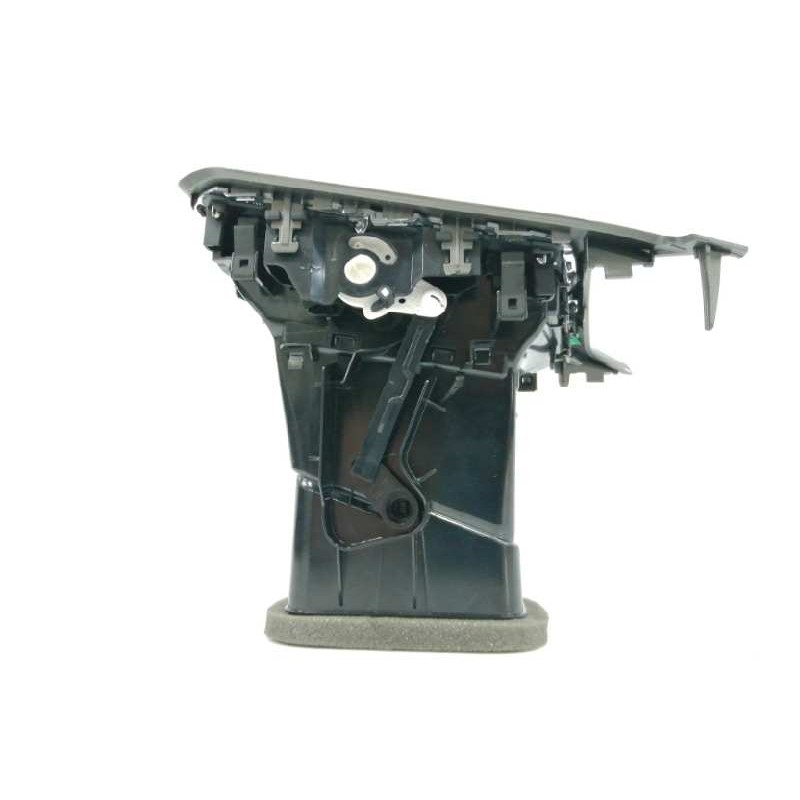 REJILLA AIREADORA IZQUIERDA