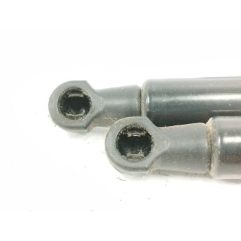 Recambio de amortiguadores maletero / porton para toyota verso 1.8 16v cat referencia OEM IAM 689600F032 689500F032 