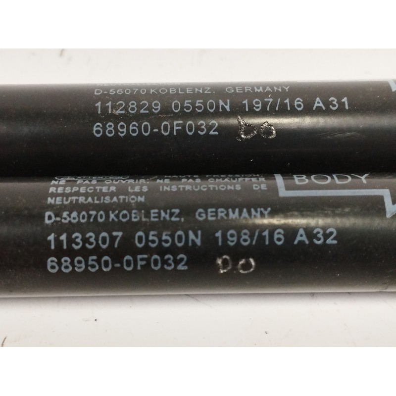 AMORTIGUADORES MALETERO / PORTON 689500F032