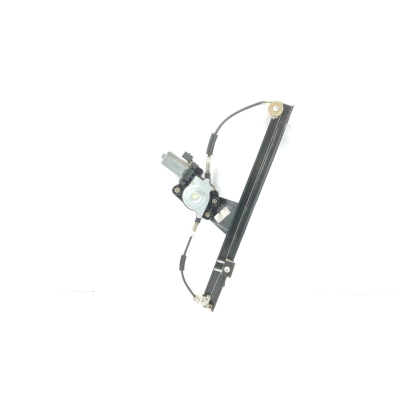 ELEVALUNAS DELANTERO DERECHO