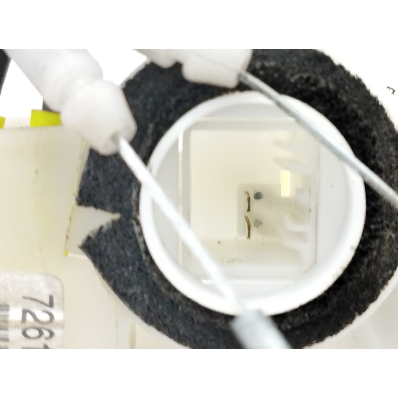 CERRADURA PUERTA TRASERA DERECHA