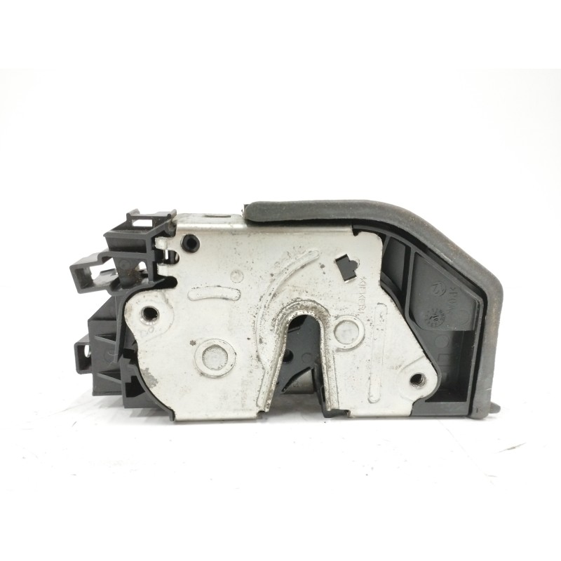 Recambio de cerradura puerta delantera izquierda para bmw serie 5 berlina (e60) 2.5 24v turbodiesel cat referencia OEM IAM 71546