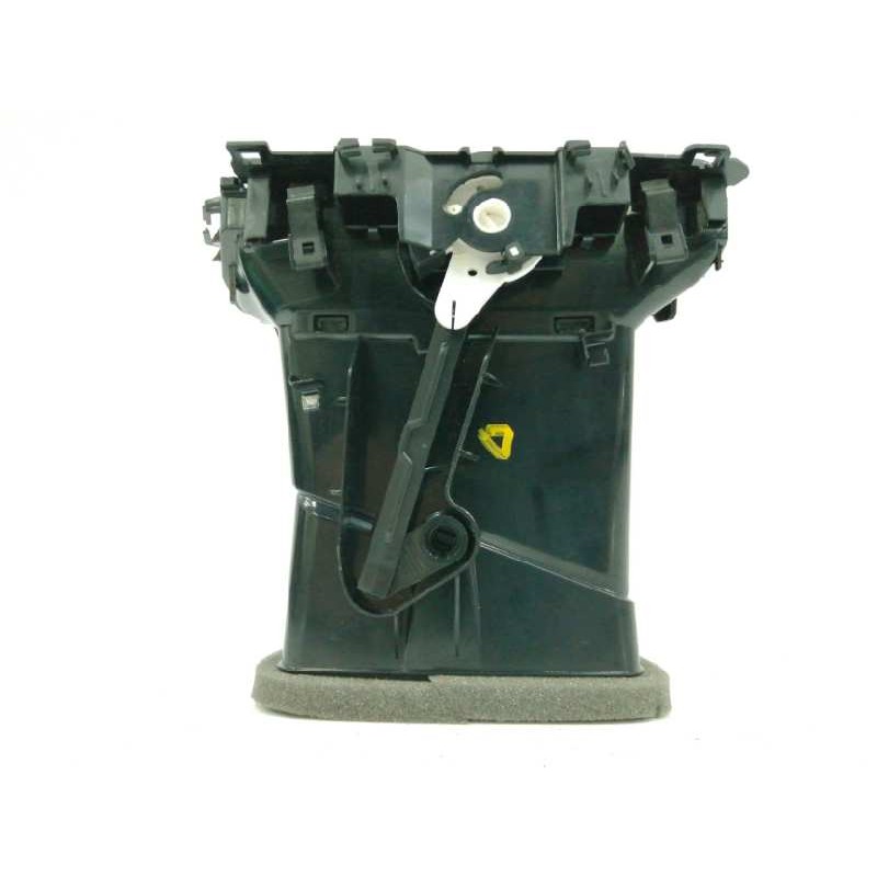 REJILLA AIREADORA DERECHA