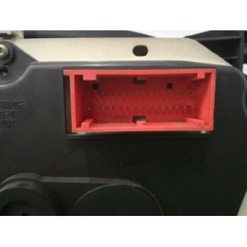Recambio de cuadro instrumentos para renault trafic caja cerrada (ab 4.01) 2.5 dci diesel cat referencia OEM IAM 8200390132 P820