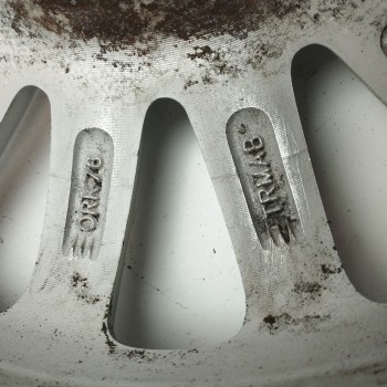 Recambio de llanta para chrysler 300 m (lr) 3.5 v6 referencia OEM IAM ORK76TRMAB 16X7J RK76PAKAB