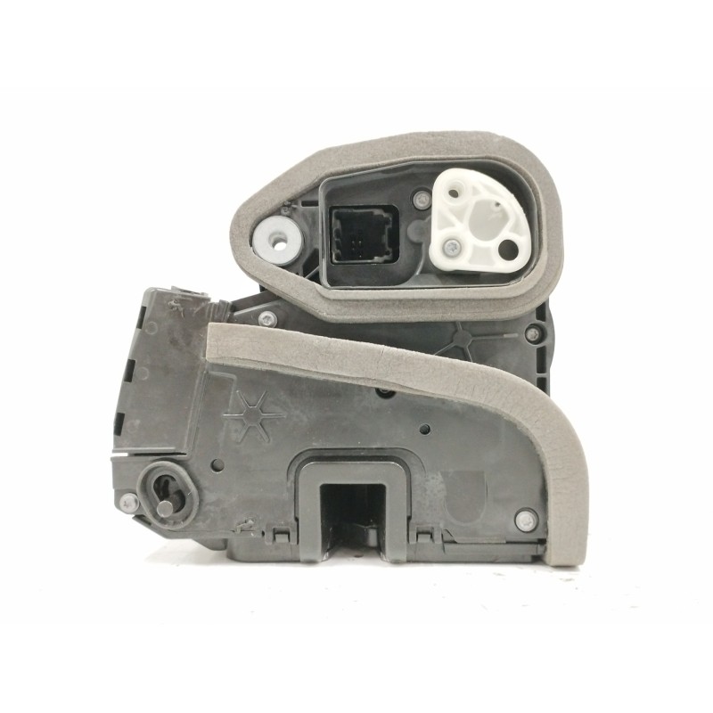 CERRADURA PUERTA TRASERA DERECHA