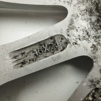 Recambio de llanta para chrysler 300 m (lr) 3.5 v6 referencia OEM IAM ORK76TRMAB 16X7J RK76PAKAB