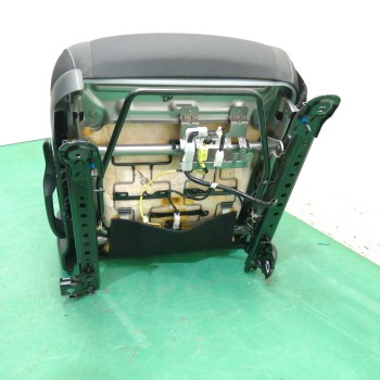 Recambio de asiento delantero derecho para toyota auris 1.2 16v turbo cat referencia OEM IAM   