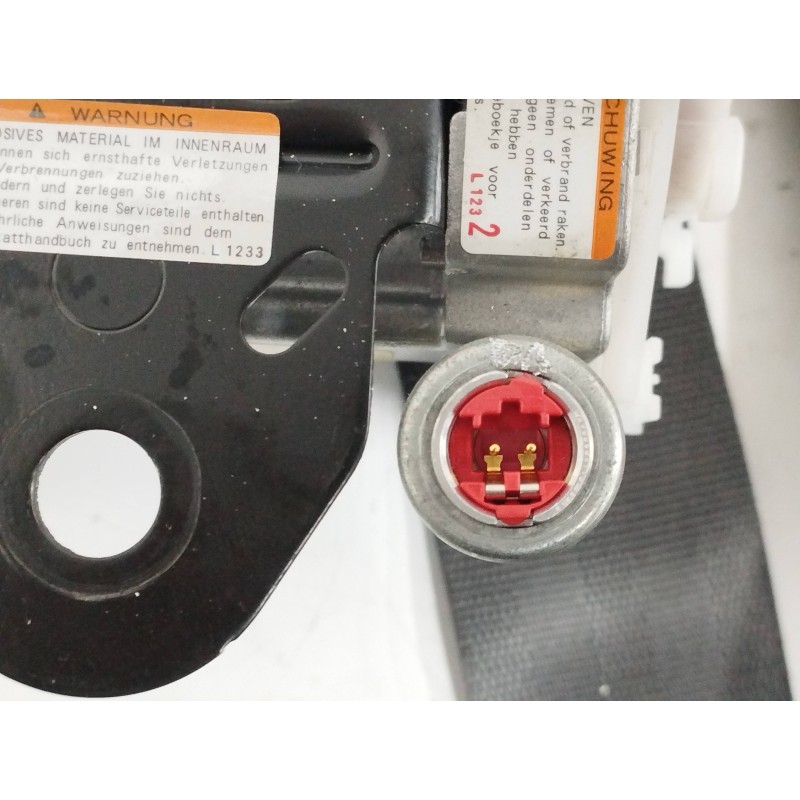 CINTURON SEGURIDAD DELANTERO DERECHO